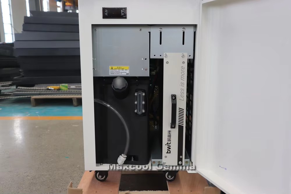 Industrial Fiber Laser Cutting Machine - Ekonomik 6kw CNC 1530 Fiber Lazer