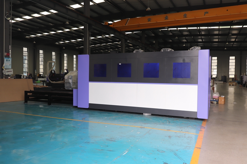 Değişim platformu tam kapalı e - Industrial Fiber Laser Cutting Machine incelemesi ve fiyatı