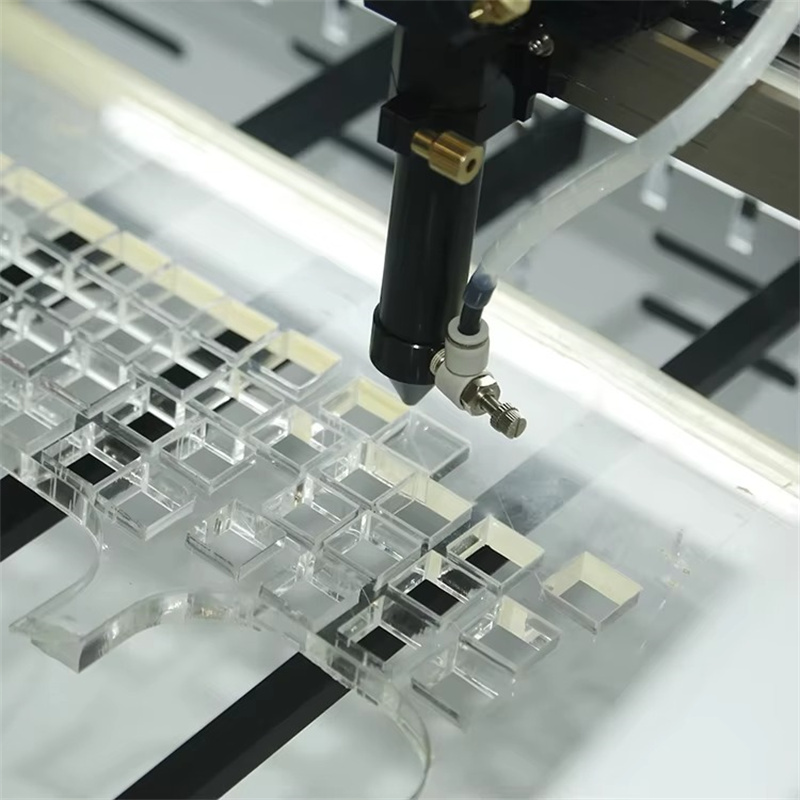Endüstriyel Yüksek Güçlü CNC C - Industrial Laser Fabric Cutting Machine incelemesi ve fiyatı