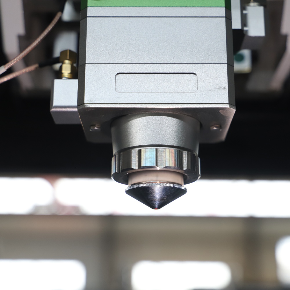 Endüstriyel Metal Levha Paslan - Industrial Fiber Laser Cutting Machine incelemesi ve fiyatı